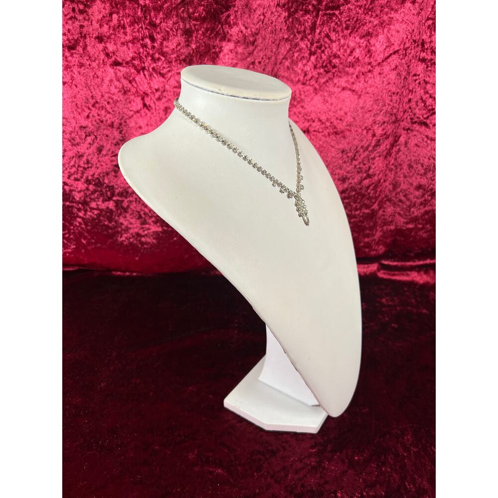 Vintage Collar Choker Necklace Silver Tone Metal Drop Pendant Rhinestones 16.5” - Picture 3 of 5